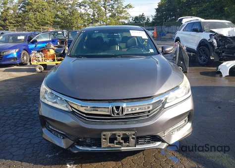 2017 Honda Accord Sport из США, поврежденный, VIN 1HGCR2F53HA095467